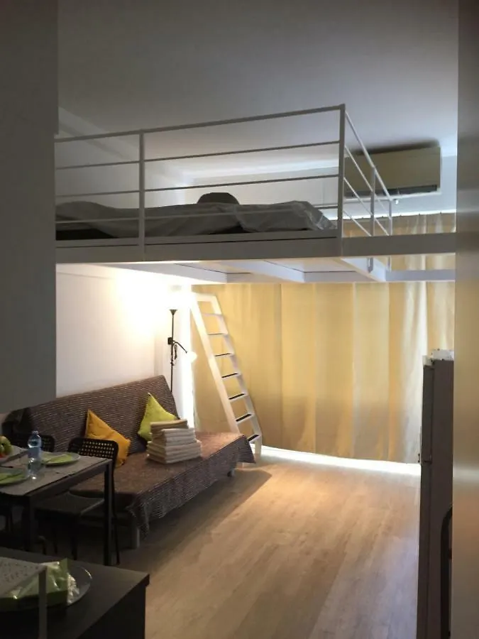 Appartamento Monolocale Riva Ligure 0*,